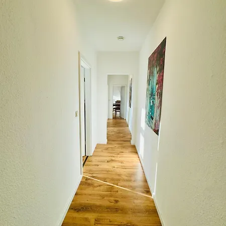 Apartament Schicke Im Gruenen Hinterhof Schwerin (Mecklenburg-Vorpommern)